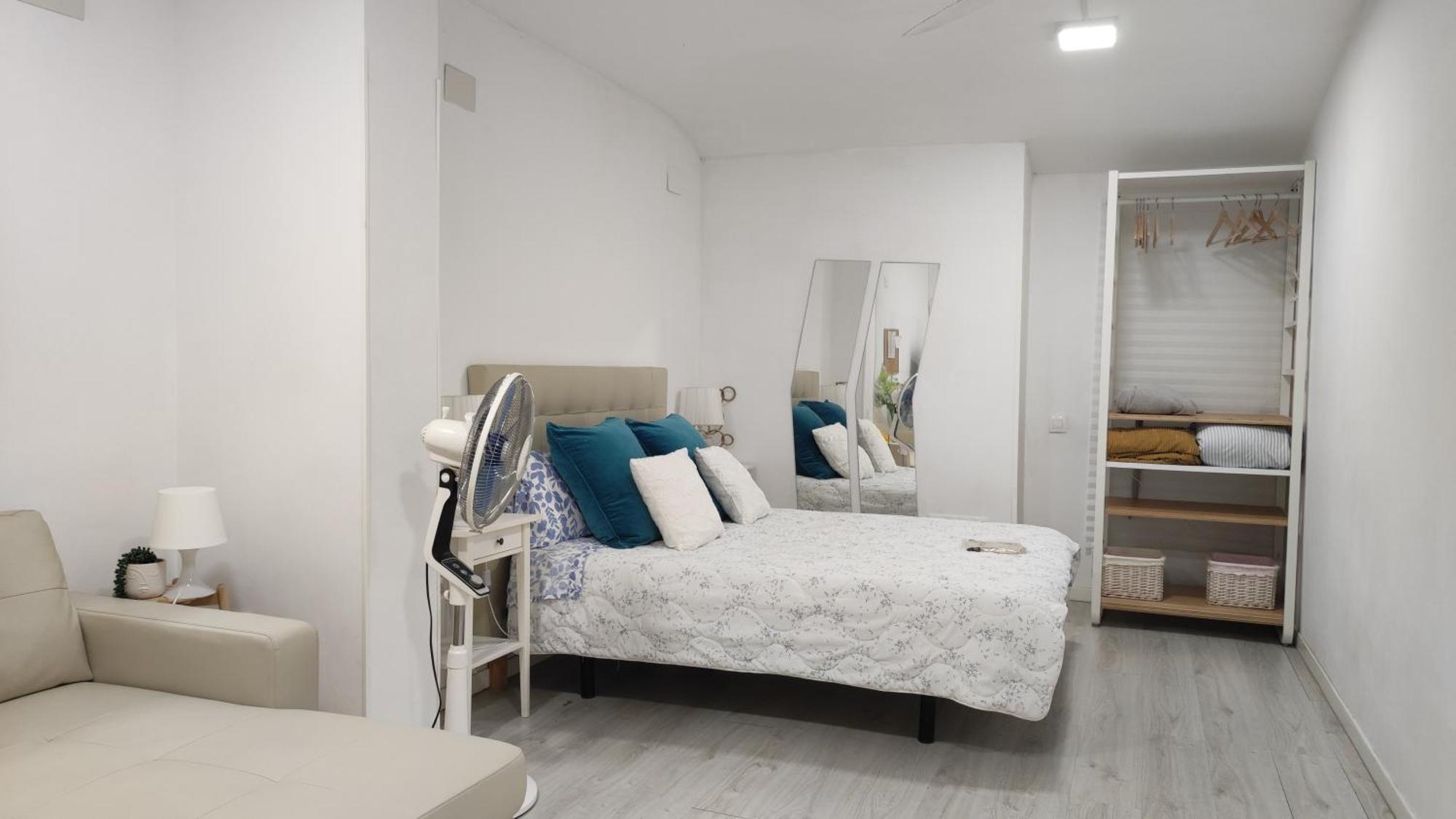 Study Luxe Apartment Barcelona Exterior photo